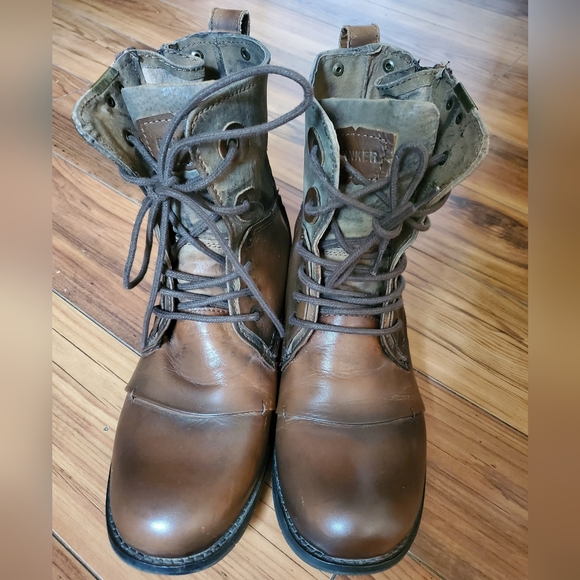 Vintage Tara Brown Bunker Boots - Picture 2 of 6